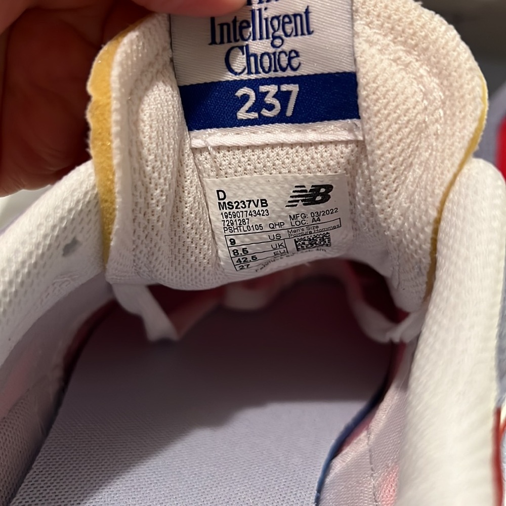 Mens NIB New Balance 237 red and blue size 9 - Picture 12 of 16
